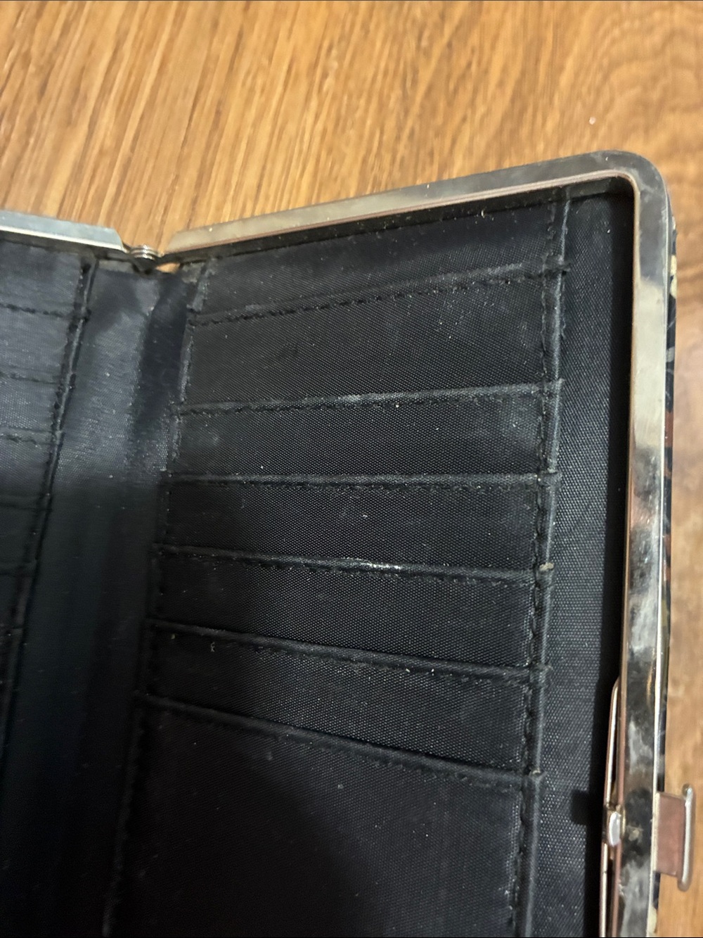 Floral Pattern Black Vegan Leather Wallet - Picture 5 of 7